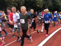 Běžce na Kladenském maratonu potrápil povrch v části Lapáku