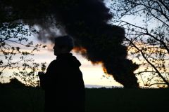 Peklo v Rynholci. Fotografie požáru se dostala do finále fotosoutěže Evropské agentury pro životní prostředí