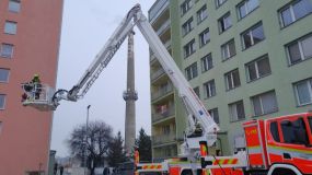 Tyto plochy u vyšších bytových domů neslouží k parkování, ale mají mnohem důležitější úkol