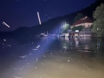 V Nelahozevsi se pátralo na Vltavě po pohřešované ženě