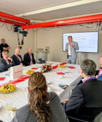Podnikatelé diskutovali ve Slaném o elektromobilitě