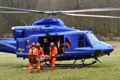 Takto nacvičují vzdušné operace záchranáři ze Středočeského kraje