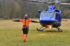 Takto nacvičují vzdušné operace záchranáři ze Středočeského kraje