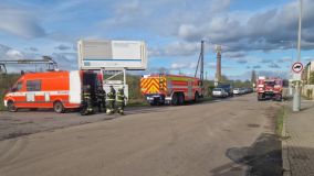 Foto: V sanatoriu v Mělníku hořelo, byl vyhlášen druhý poplachový stupeň, osoby musely být evakuovány, pomohl vyhřátý autobus ze Slaného