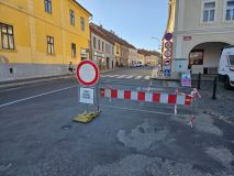 Ve Velvarech uzavřou dvě ulice z náměstí
