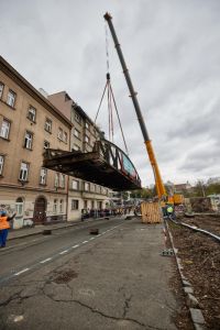 OBRAZEM. Takhle zmizel most z trati na Kladno