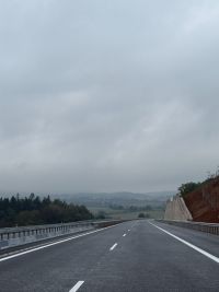 Dálnice D6 ve Středočeském kraji hlásí hotovo