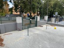 Kvůli rekonstrukci nastupují žáci SPgŠ a SOŠ Kladno do školy později