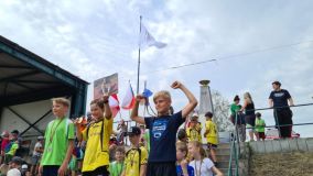 Známí čeští olympionici navštívili jubilejní olympiádu ve Slaném