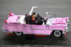 Na Kladně vyrobili Cadillac z Lega. Vyrazil na Formuli 1 do Las Vegas, jel v něm Max Verstappen