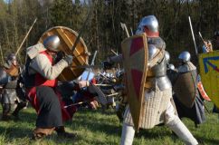 OBRAZEM: V Libušíně se konala středověká bitva, měla více než 1000 účastníků