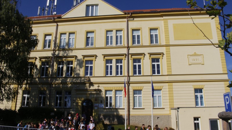 Další místa v hostivickém gymnáziu