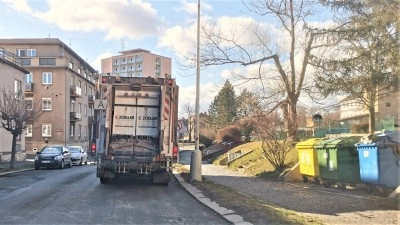 Ve Slaném si sváží odpady vlastními silami