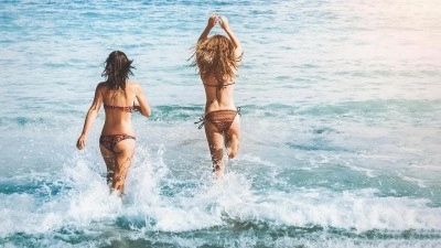 Tyrhénské a Jaderské moře 30 °C, Černé moře 28 °C. Díky ČHMÚ se dozvíte, jaké počasí i teplota moře vás čeká v nejnavštěvovanějších destinacích