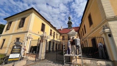 Opravuje se vstup do Kladenského zámku