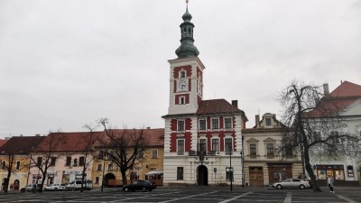 Ve Slaném shání nábytek do městských bytů pro ukrajinské rodiny