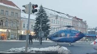 U náměstí Svobody se muž postřelil. Převáží ho vrtulník