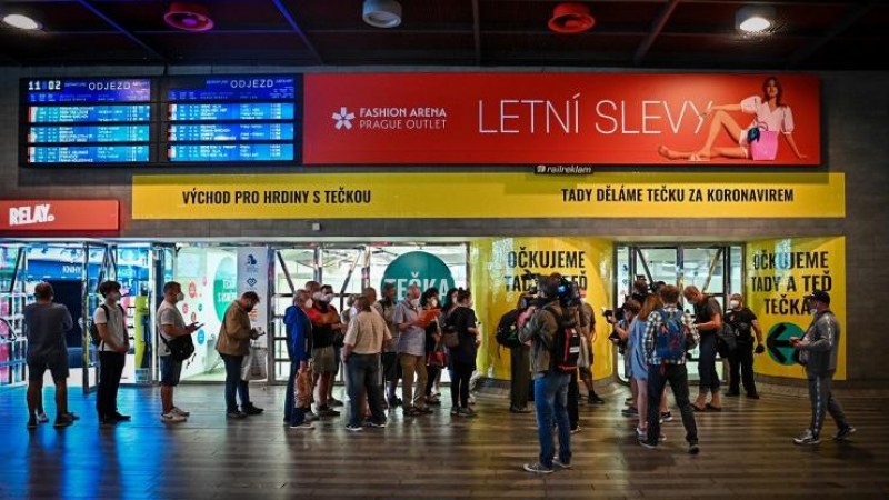 PILOTNÍ OČKOVACÍ CENTRUM BEZ REGISTRACE. FOTO: ÚŘAD VLÁDY ČR