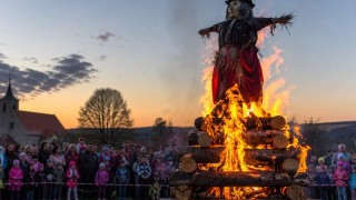 Budou čarodejnice? V Řisutech je kvůli suchu a větru ru&scaron;&iacute;