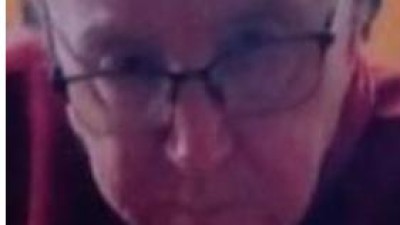 Hled&aacute; se pan Karel. Sh&aacute;n&iacute; ho jeho vnuk