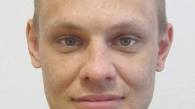 V okolí Prahy se pátrá po uprchlém vězni