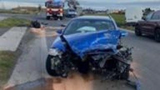 Ve Vinařicích bourala dodávka