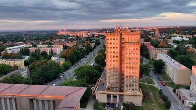 Na Vítězné ulici zasahovali hasiči a policie. Nalezli mrtvolu