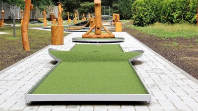 Sletiště má nový minigolf u letního koupaliště