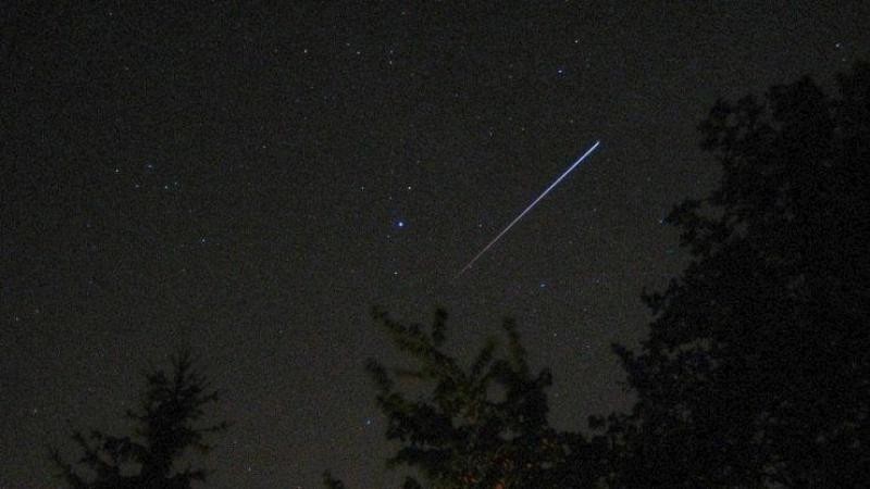 Padající meteorit. Foto: Astronomická společnost Chomutov