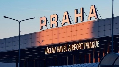 Letadla zamíří nad Kladno. Od pondělí začíná oprava hlavní ranveje na letišti