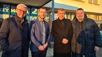 Andrej Babiš vyrazil na Kladno bruslit