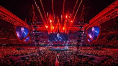 Na koncert Eda Sheerana se můžete dopravit pohodlně po železnici. Z Prahy budou vypraveny speciální vlaky
