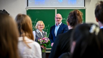 Jana &Scaron;r&aacute;mkov&aacute; z kladensk&eacute;ho gymn&aacute;zia už už pades&aacute;t let