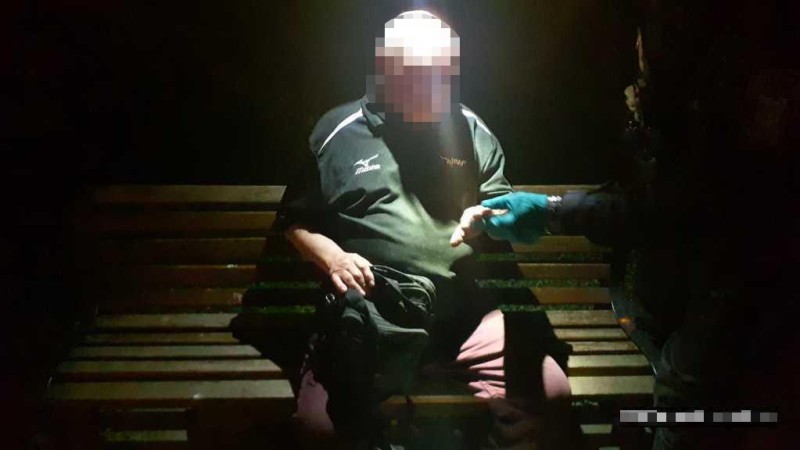 Tři muži skončili během Velikonoc v poutech kladenských strážníků