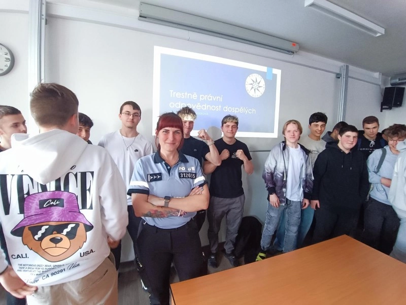 Policie na učilišti v Dubské radila, jak se nedostat do průšvihu