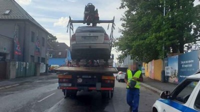 Nechcete takhle dopadnout? Přeparkujte, až se budou čistit ulice