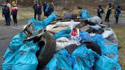 Příznivci a hráči baseballových Miners uklízeli Kladno