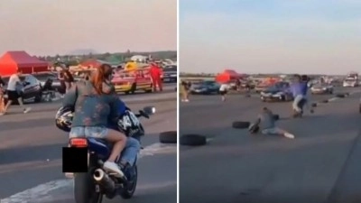 VIDEO: Další bolestivá havárie z Car Wars! Na machrování tvrdě doplatil motorkář se spolujezdkyní