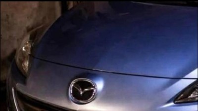 Auto, kter&eacute; ukradli u Centr&aacute;lu a majitelku pak jin&iacute; vyd&iacute;rali, se na&scaron;lo