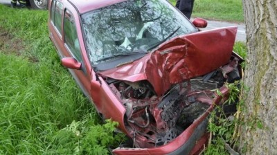 U Vraného na Kladensku havaroval mladý řidič
