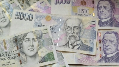 Komentář ekonoma: Na přestupném roce vydělá stát miliardy korun