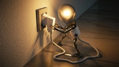 Energošmejdi se snaží zneužít situace zoufalých lidí, podívejte se, na co si při uzavírání nových smluv dát pozor