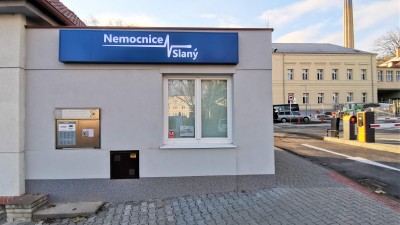 Slánská nemocnice se rychle zaplňuje covidovými pacienty