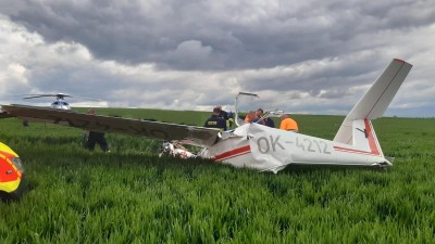 Hledají se svědkové leteckého neštěstí ve Straškově