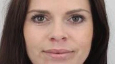 Policie hledá ženu z Chebu. Má jít za drogy do vězení