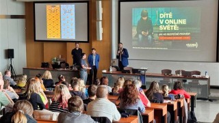 Jak ochránit děti v online světě? Kladno pořádalo školení pro rodiče