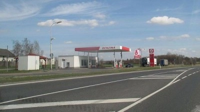 Tato čerpací stanice ve Velvarech bude téměř tři měsíce uzavřena