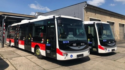Nové elektrobusy kladenské MHD nabídnou větší komfort, všechny autobusy pak nově i WIFI připojení