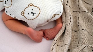 Porodnost stále klesá. V březnu se v kladenské porodnici narodilo 44 dětí