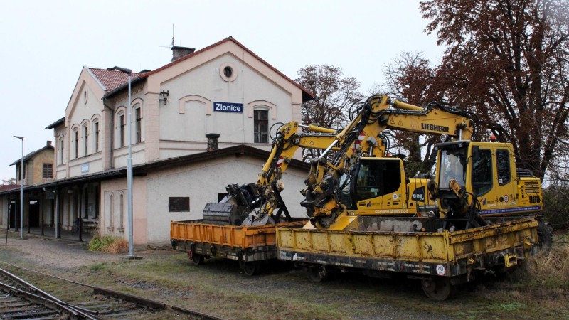 Začíná výluka Zlonice - Slaný. Autobus nestaví ve Zlonicích na nádraží